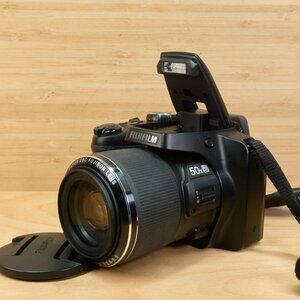 Fujifilm FinePix S9400W / 16MP Digital Camera / 50× Zoom / Wi-Fi / Tested